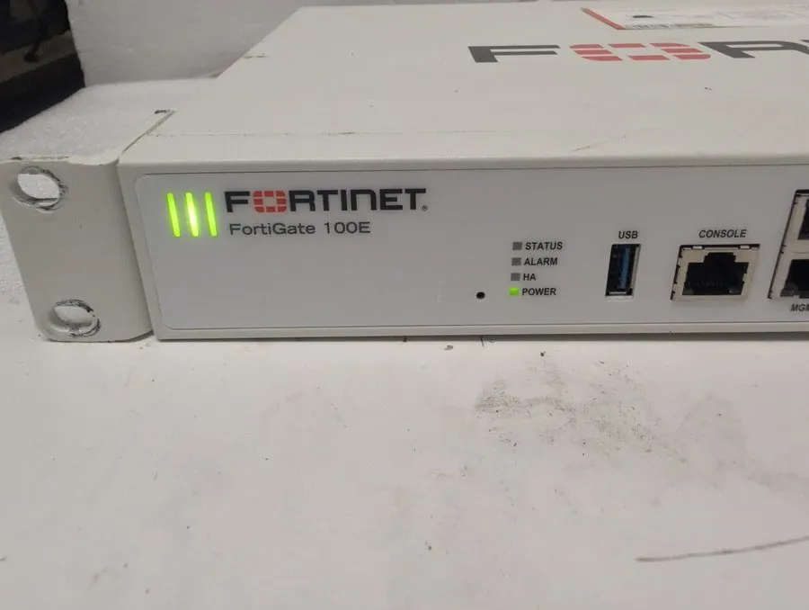 Межсетевой экран Fortinet FortiGate 100e FG-100E Firewall Security Appliance 16-