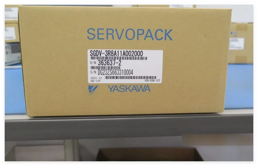 Электродвигатель Yaskawa SGDV-3R8A11A002000 0.5 kW 208VAC Motor Amplifier