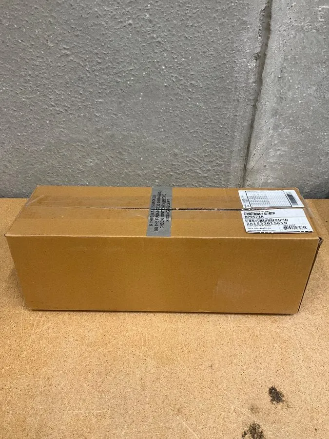 Блок розеток PDU APC AP9571A Basic Rack PDU 30A 208V 1U 10x C13 Outlets Power St