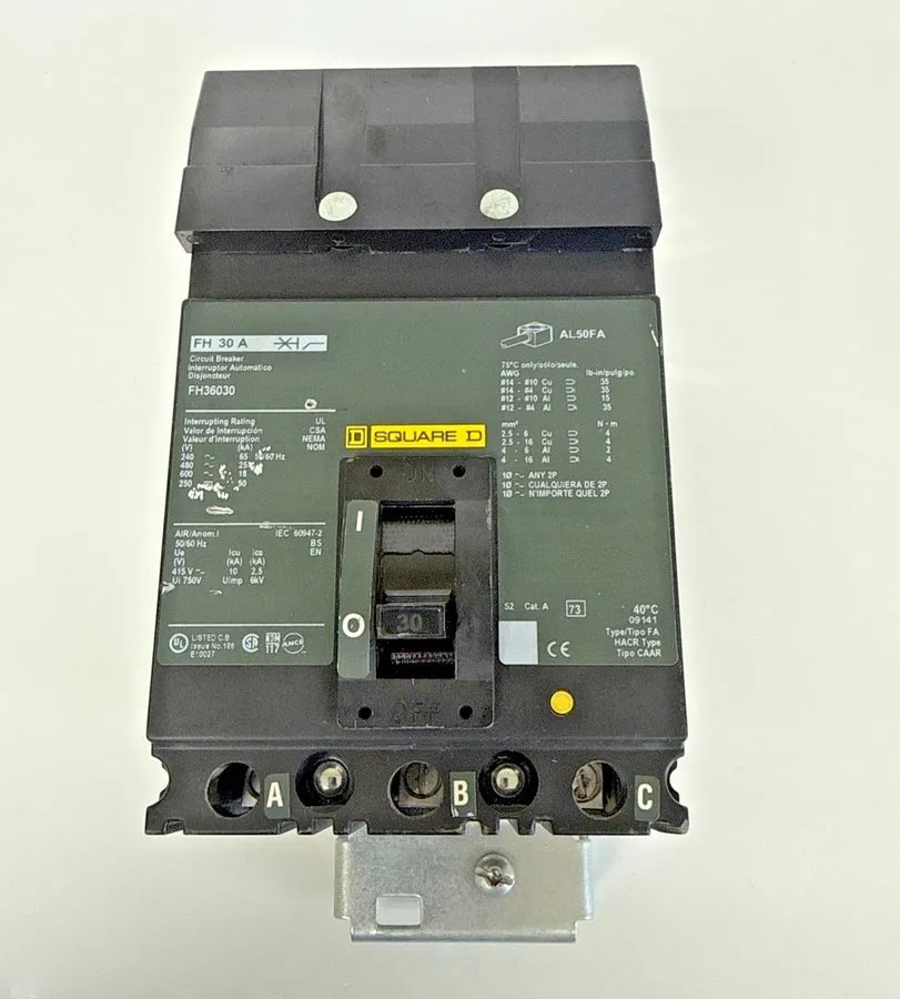 Автоматический выключатель Square D FH36030 30 Amp 600 VAC 3 Pole 25kA@480v I-Li
