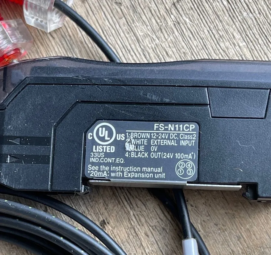 Датчик Keyence FS-N11CP Digital Fiber Optic Sensor