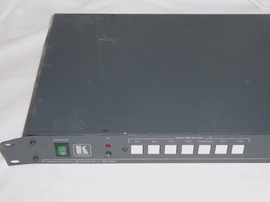 Видеокоммутатор Kramer VP-719xl 7-Input ProScale Presentation Digital Scaler/Swi