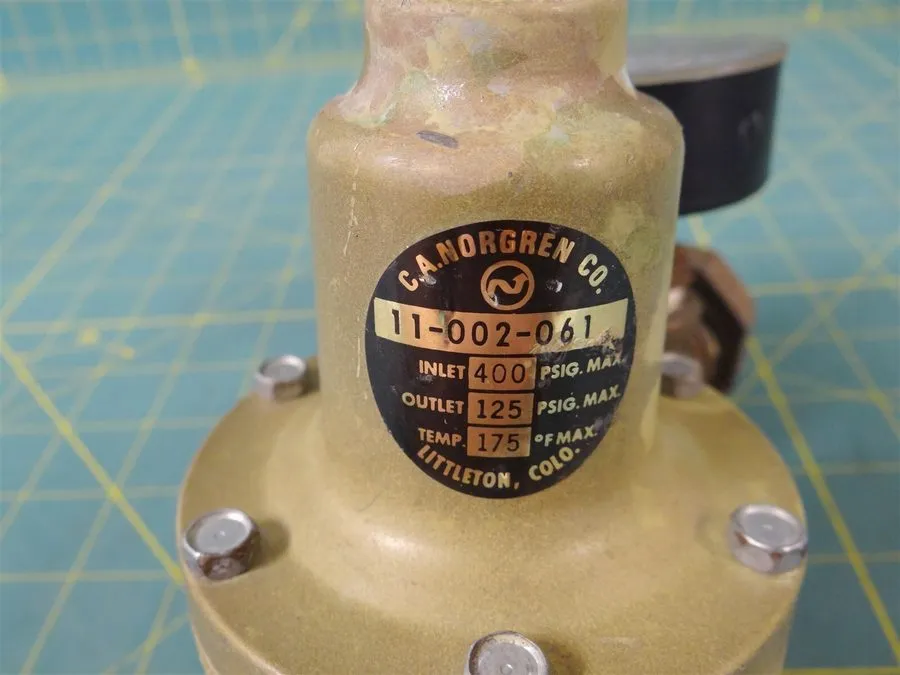 Трубопроводная арматура Norgren 11-002-061 Pressure Regulator w/ Tee Valve & Gau