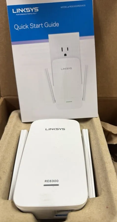 Объектив Linksys Model RE6300 AC750 Boost Dual-Band Wi-Fi Gigabit Range Extender