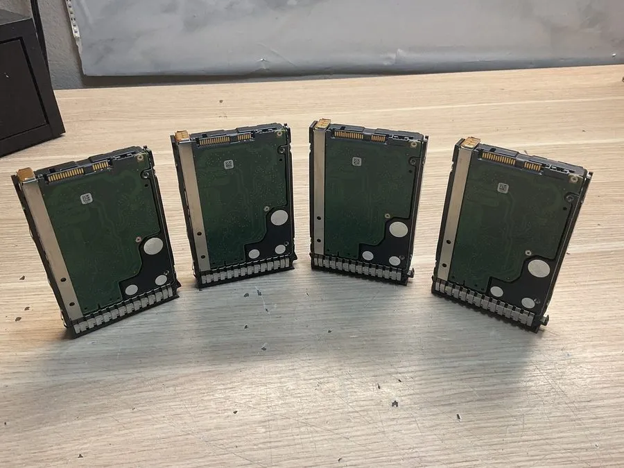 Жёсткий диск 4 / HP Seagate 600GB 10K SAS 12GB/s 2.5" HDD EG0600JEMCV 781514-001 — фото лота 2