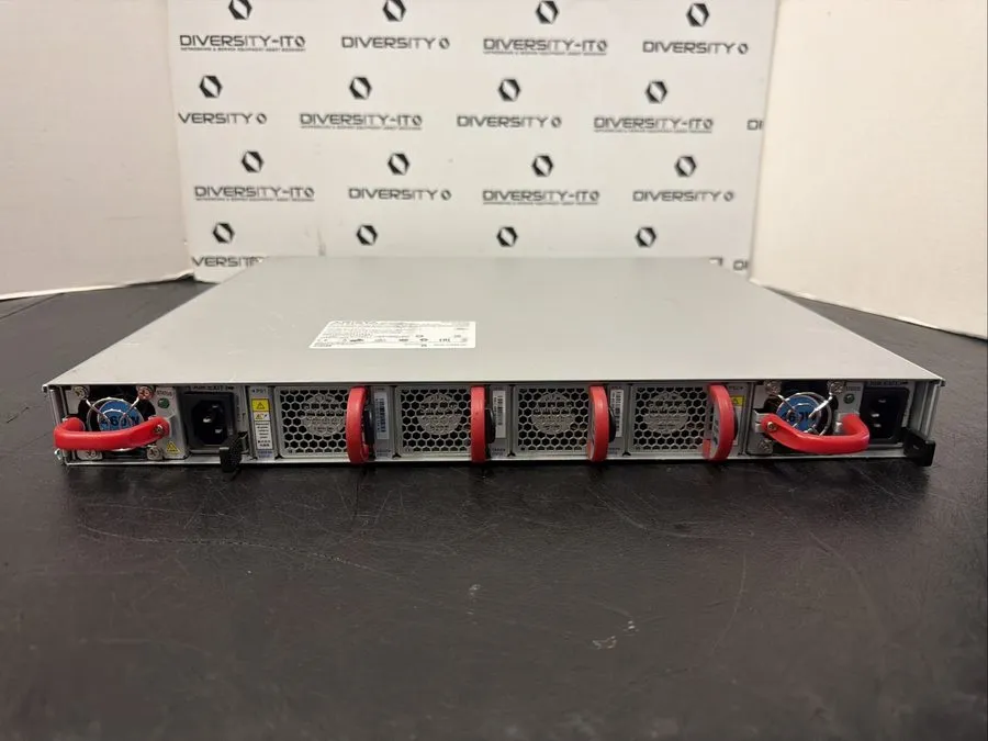 Коммутатор Arista DCS-7150S-24-R 7150S Series 24-Port Switch