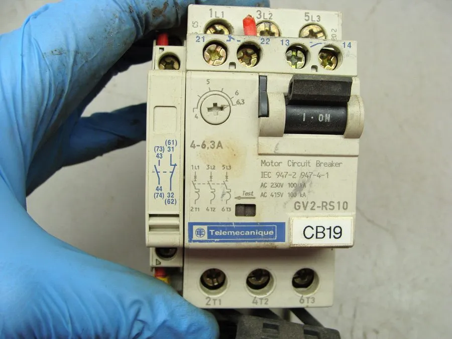 Автоматический выключатель Telemecanique Motor Circuit Breaker GV2-RS10 4-6.3A