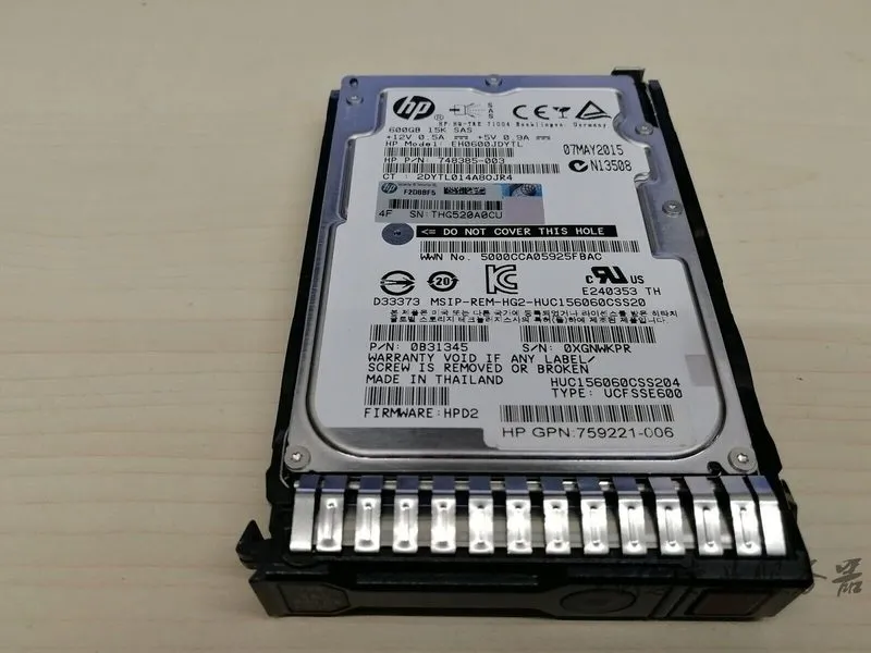 Жёсткий диск HPE 759212-B21 759548-001 HP 600GB 12Gb/s 15K SFF 2.5" SAS SC HDD H — фото лота 1
