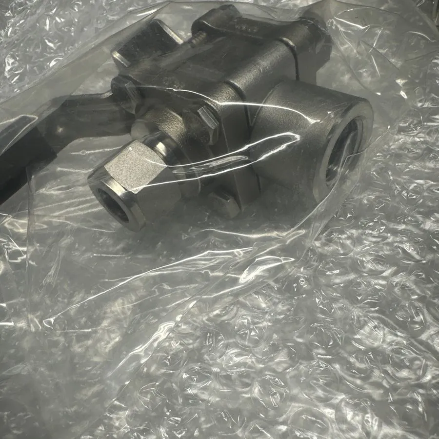 Клапан Swagelok SS-63XTS8-F8 SS 3-Piece 60 Series 3-Way Ball Valve FNSP