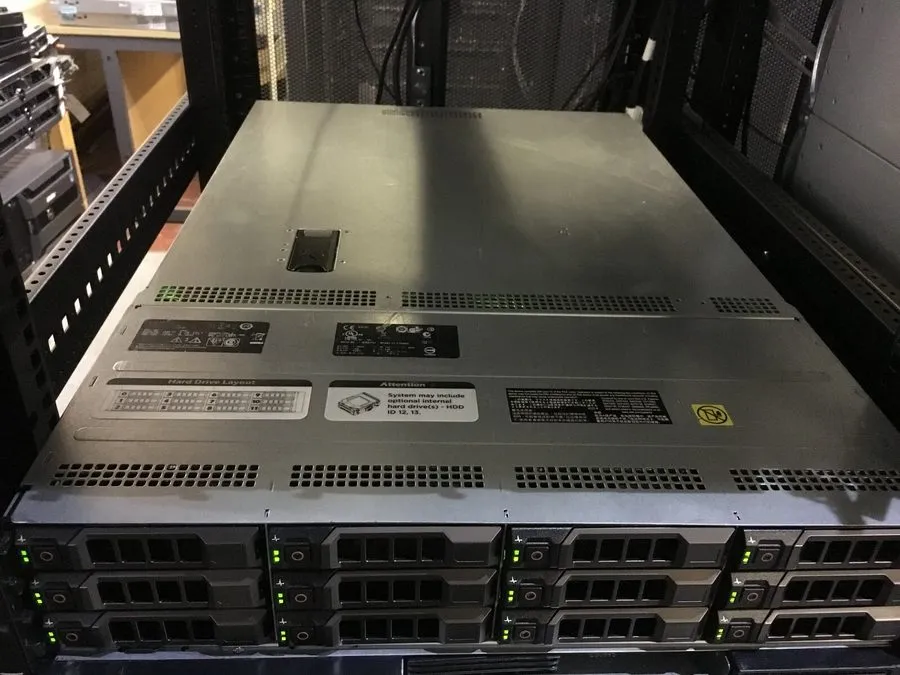Сервер Dell PowerEdge R515 2x Opteron 4174 6-C 2.3GHz 32GB 5.7TB 2U Rack Mount S