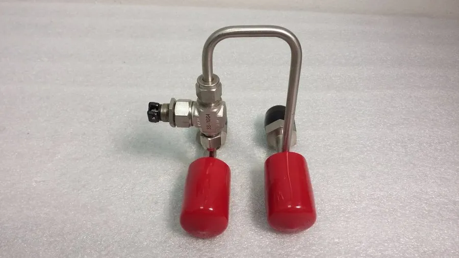 Клапан Swagelok FA1504277A-CEY w/ Whitey Valve SS-1GS4