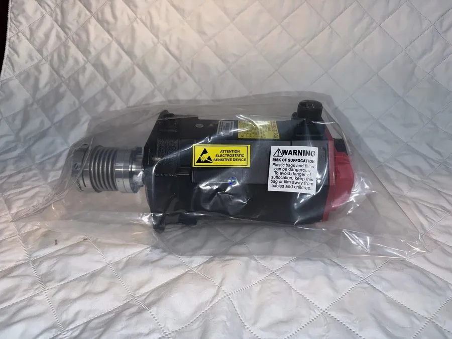 Серводвигатель FANUC A06B-0227-B300 Alpha iF 8/3000 AC Servo Motor 1.6kW — фото лота 1