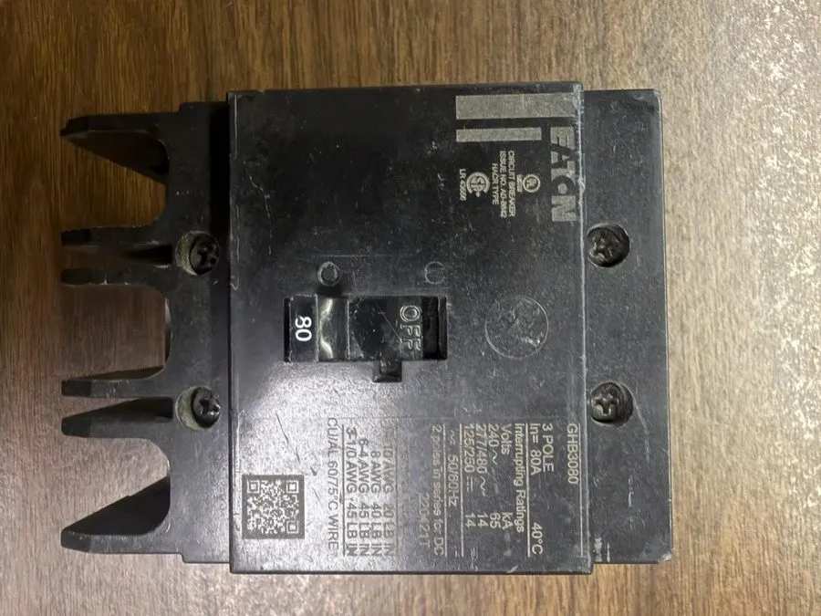 Автоматический выключатель Cutler Hammer GHB3030 30A 480V 3-Pole Circuit Breaker