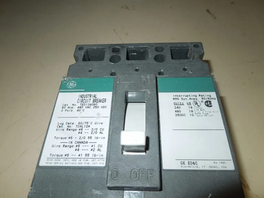 Автоматический выключатель GE TED134080 Circuit Breaker 80A 3P 480V AC 250V DC