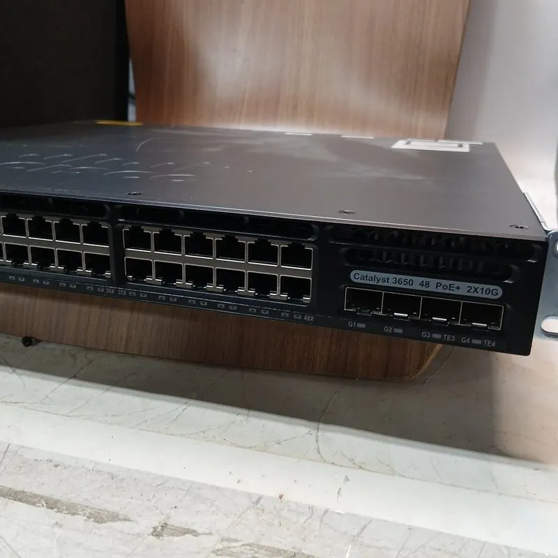 Коммутатор Cisco Catalyst 3650 48 Port Gigabit Switch PoE+ 1550W 2x10G WS-C3650- — фото лота 3