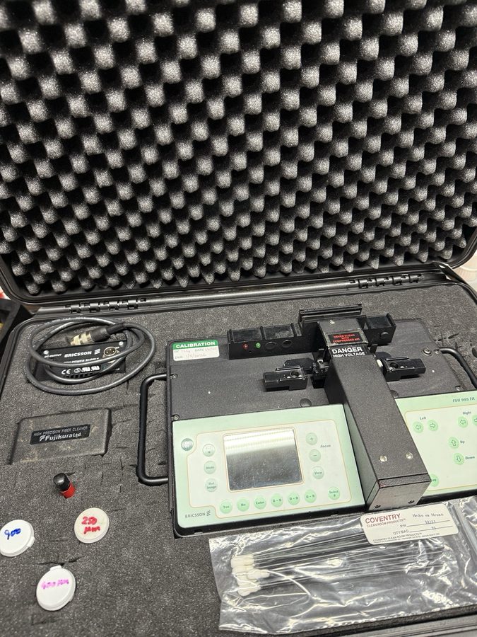 Сварочный аппарат Ericsson FSU995FA Fusion Splicer Cleaver, Fiber Holders, Strip