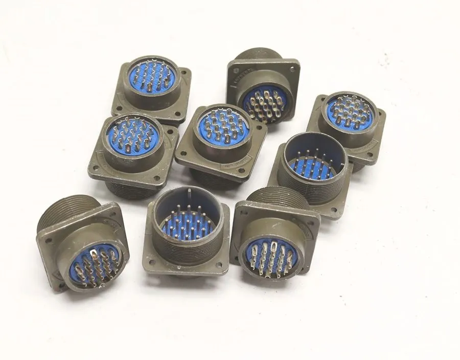 Разъём Amphenol-Aerospace 97-3102A-22-14P Connector Receptacle Male 19-Pin