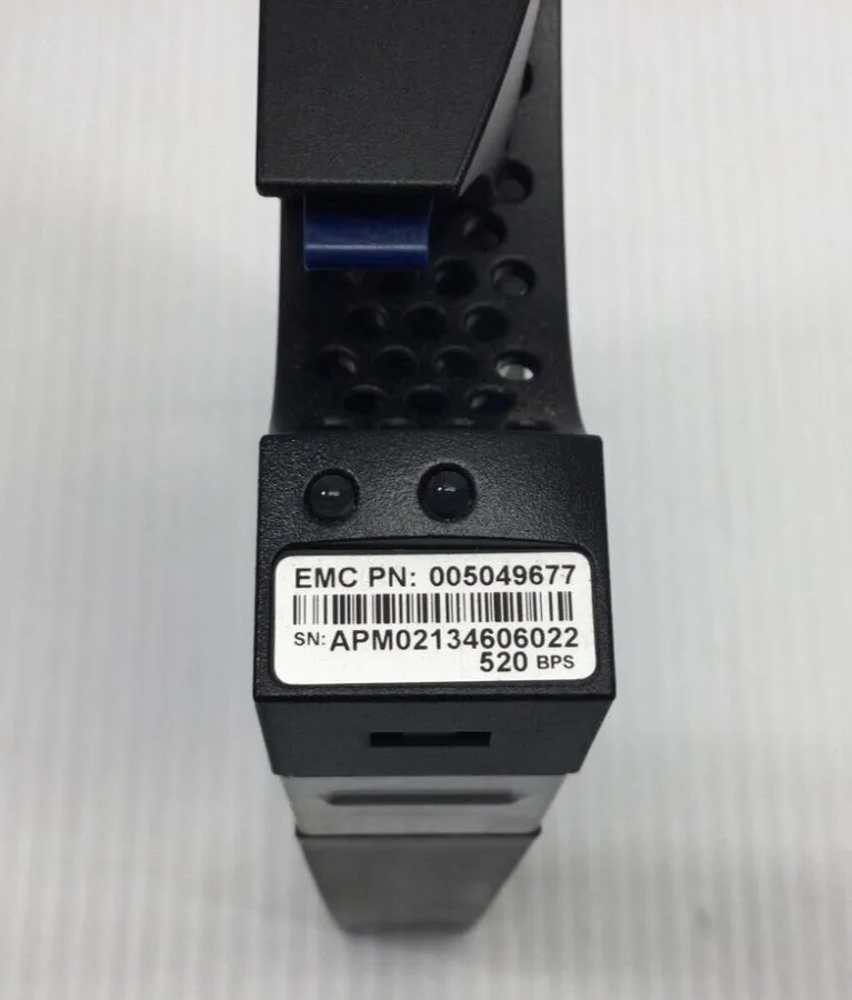 Жёсткий диск EMC 600GB HDD SAS 15K 005049677 118032693-A01 USFSSA600 HGST HUS156 — фото лота 2