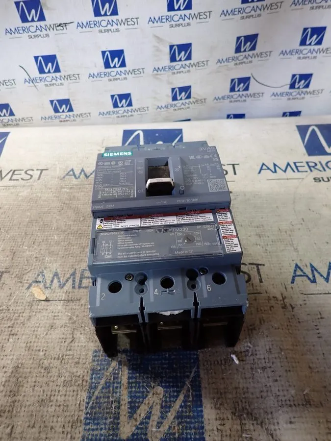 Автоматический выключатель Siemens 3VA5215-5EC31-0AA0 150 Amp 600 VAC 3 Pole Cir