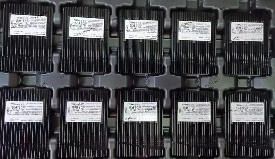 SSD-накопитель Micron 7450 PRO 7.68TB SSD U.3 15mm PCIe Gen4 x4 NVMe MTFDKCC7T6T