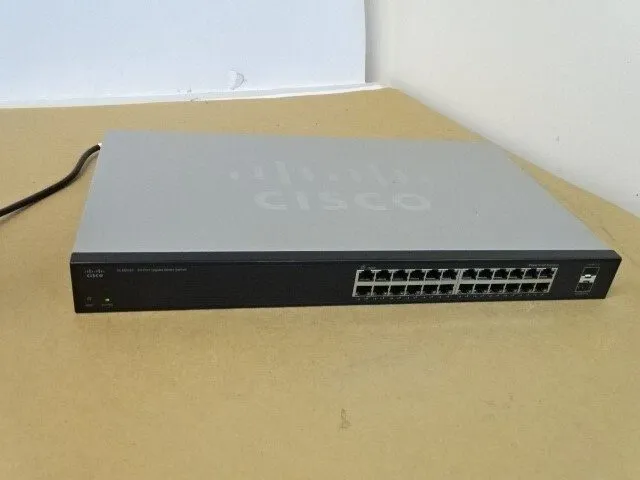 Коммутатор Cisco Linksys SLM2024 24-Port 10/100/1000 Gigabit Smart Switch