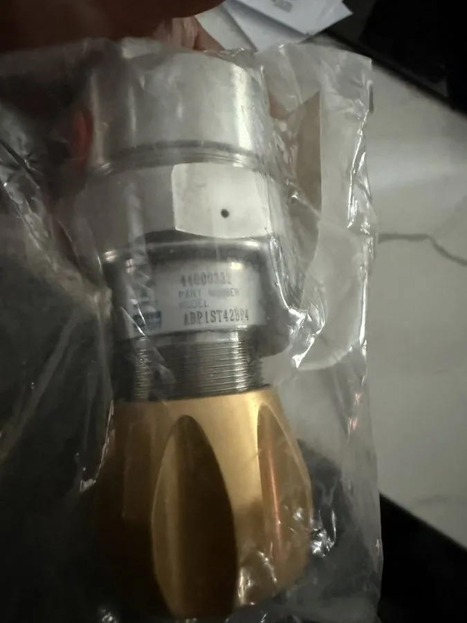 Трубопроводная арматура ABP1ST42BP4 / VERIFLO BACK PRESSURE REGULATOR / PARKER — фото лота 1