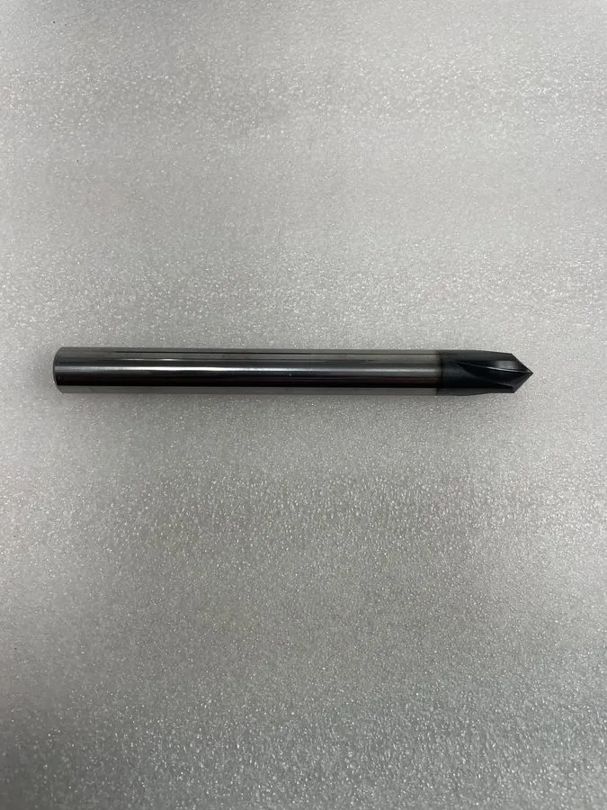 Режущий инструмент Sandvik 1C050-0150-045-XA 1620 45° 4FL Carbide Chamfer End Mi — фото лота 1
