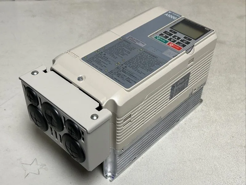 Электропривод YASKAWA CIMR-AU4A0011FAA A1000 DRIVE — фото лота 1