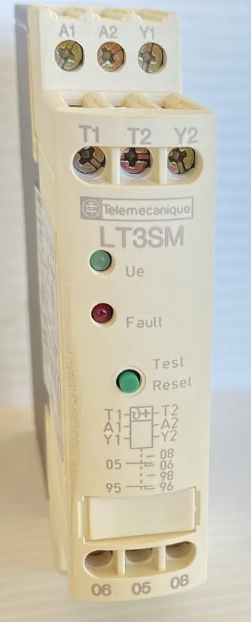 Реле защиты Telemecanique TeSys LT3SM00MW Thermistor Protection Relay