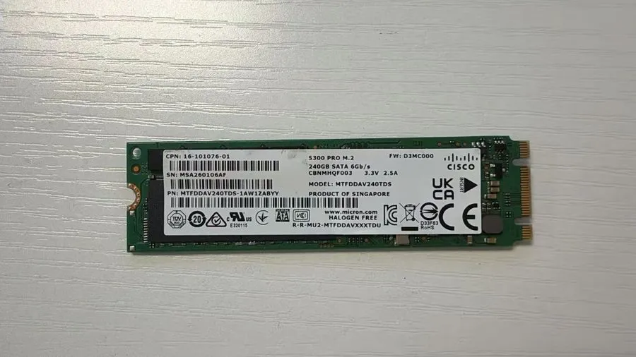 SSD-накопитель MTFDDAV240TDS-1AW1ZABYY Micron 5300 Pro 240GB M.2 SATA 6Gb/s Ente — фото лота 1