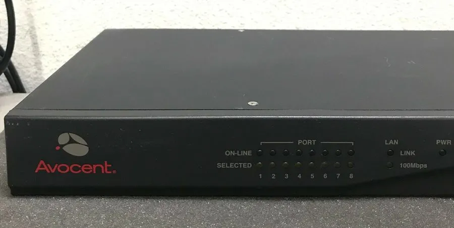 KVM-переключатель Avocent DSR1021 KVM over IP Switch KVM switch 8 ports