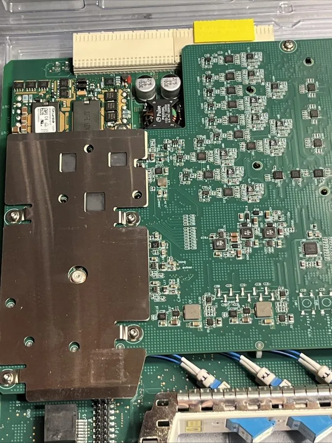 Оптический модуль Cisco 15454-40-SMR1-C V00 40CH SMR1 ROADM Optical Pre-Amp ONS  — фото лота 2