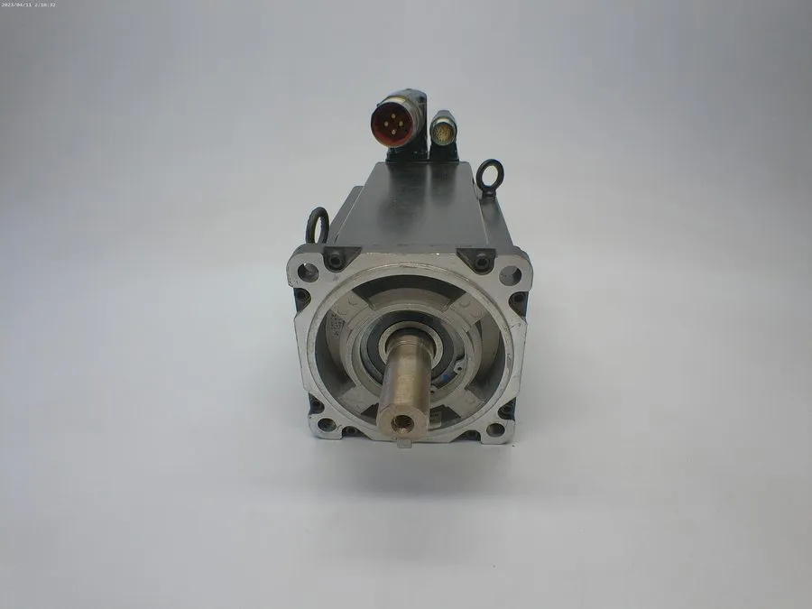 Серводвигатель ALLEN BRADLEY MPM-A1652F-MJ72AA SER.A SERVO MOTOR 4000RPM NSNP
