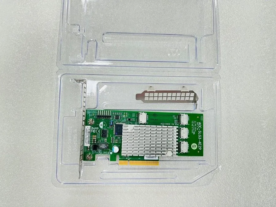 Кабель Supermicro AOC-SLG3-4E2P PCIe Add-On Card 6.4GB/s Quad-Port Gen-3 NVMe HB
