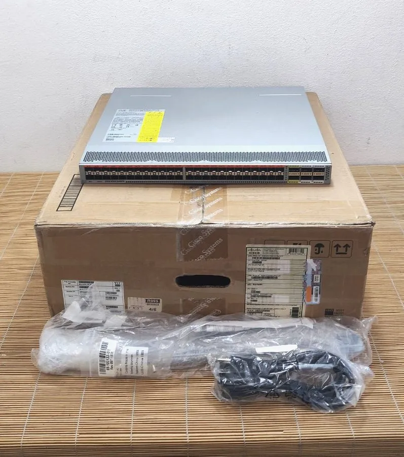 Объектив Nexus N2K-C2348UPQ 10GE Fabric Extender, 1 Year