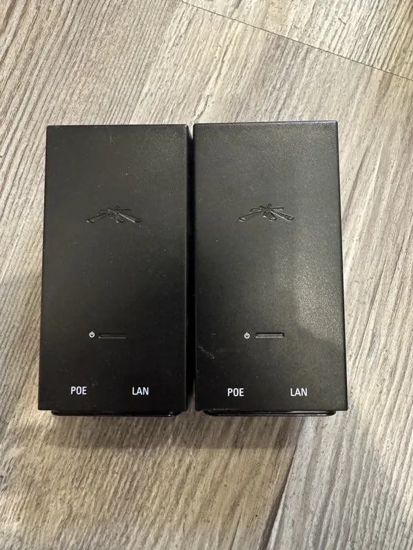 Коммутатор Ubiquiti U-POE-af Switching Gigabit PoE Injector GP-A240-050