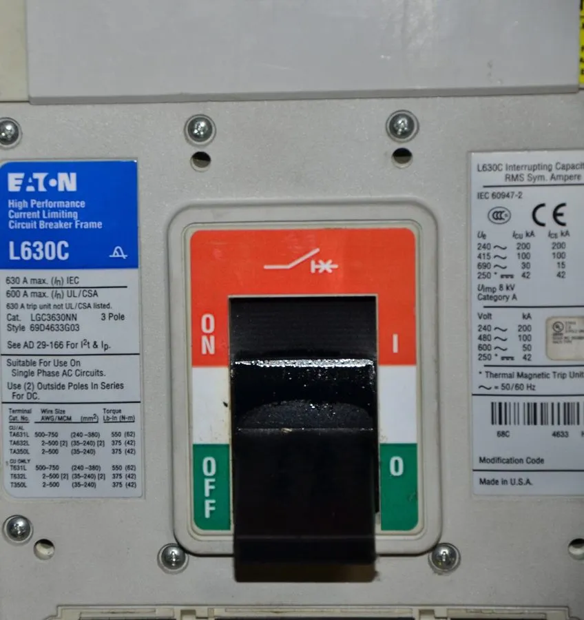 Автоматический выключатель LGC3630NN Eaton/Cutler Hammer 630A 480V(100kAIC)3P Ci