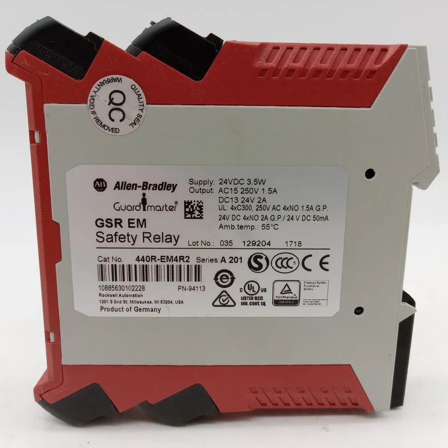 Реле безопасности Allen-Bradley Guardmaster GSR EM Safety Relay 440R-EM4R2 Ser A