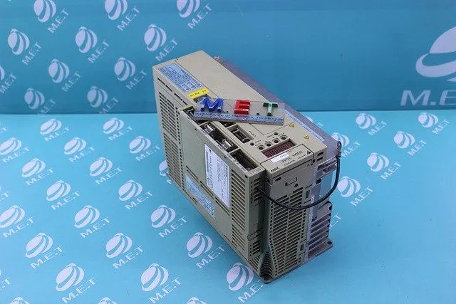 Сервопривод YASKAWA SGDH-30AE JUSP-NS115 servopack