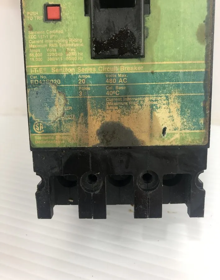 Автоматический выключатель Siemens ITE ED43B020 Sentron 20A 3-Pole Circuit Break