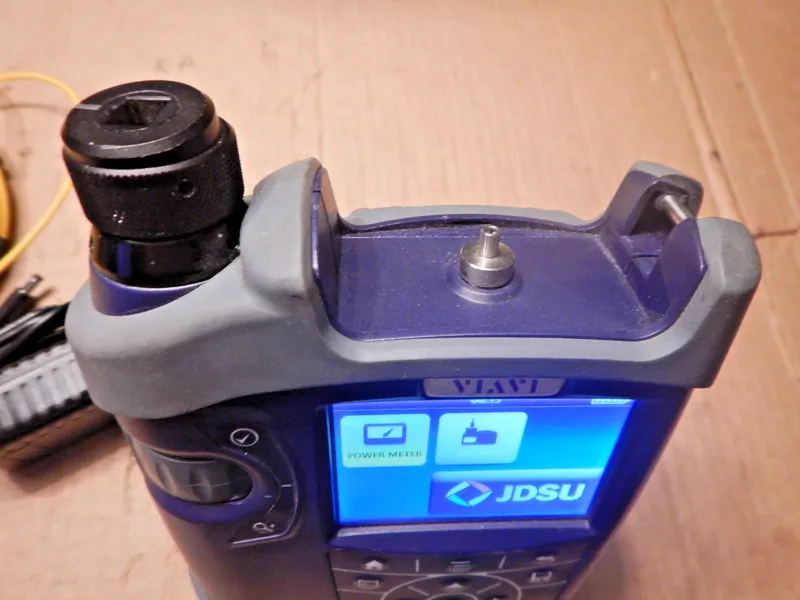 Тестер Viavi Meter OLP-82P Fiber Optic Detection and Case Stud