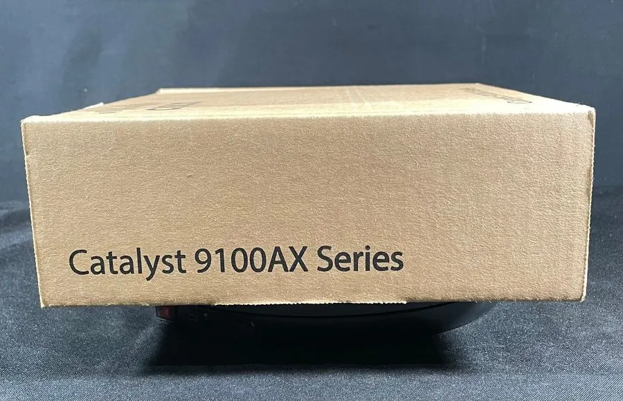 Точка доступа Wi-Fi Cisco C9130AXE-B Catalyst 9100 Series Access Point Wi-Fi 6 A
