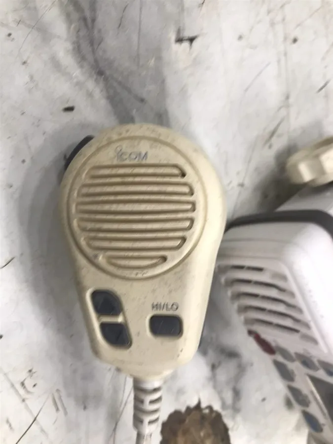Радиостанция 92 Chris Craft Crowne 302 Boat icom IC-M304 VHF Marine radio