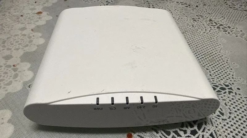 Точка доступа Ruckus Wireless ZoneFlex R510 IEEE 802.11ac 867 Mbit/s Wireless Ac