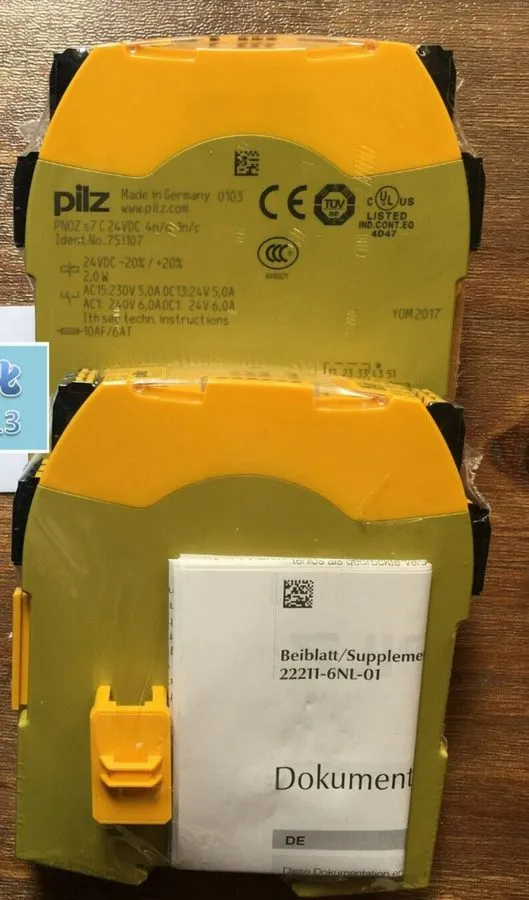 Реле безопасности PILZ Safety Relay PNOZ s7 24VDC 4n/o 1n/c 750107