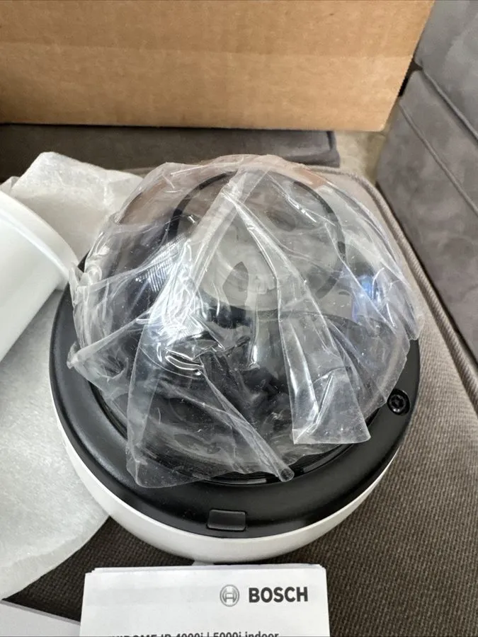 Камера Bosch FLEXIDOME IP 4000i Outdoor Camera NDI-4502-A 2MP 3-10MM
