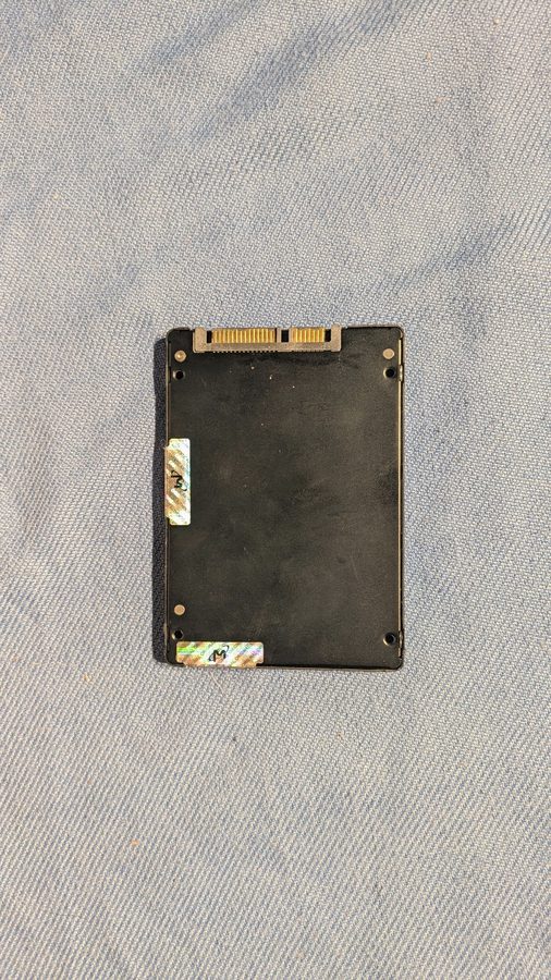 SSD-накопитель MICRON 5300 MAX 2.5 SSD 480GB SATA 6Gb/s MTFDDAK480TDT — фото лота 1