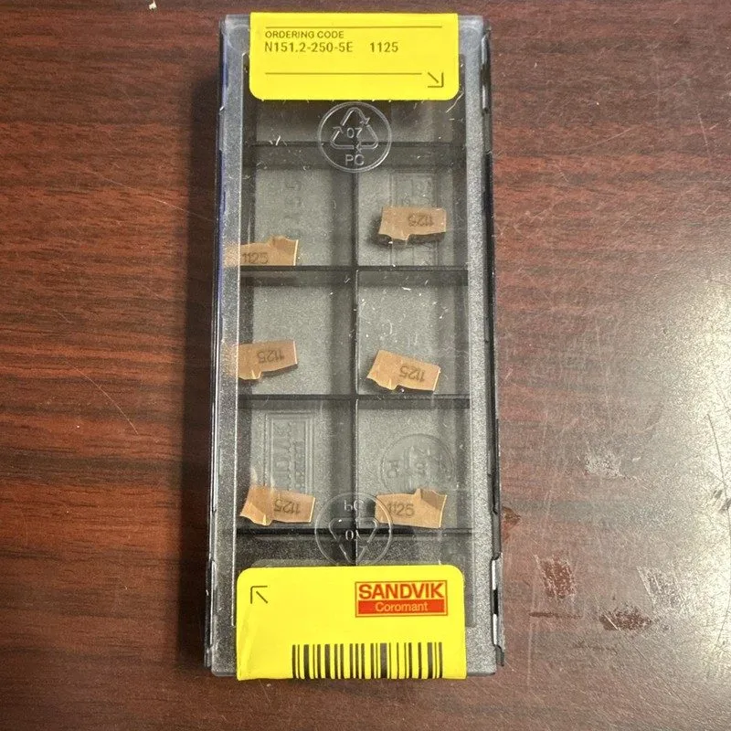 Режущий инструмент Sandvik Coromant Carbide Cut-Off Insert N151.2-250-5E 1125 (C — фото лота 1