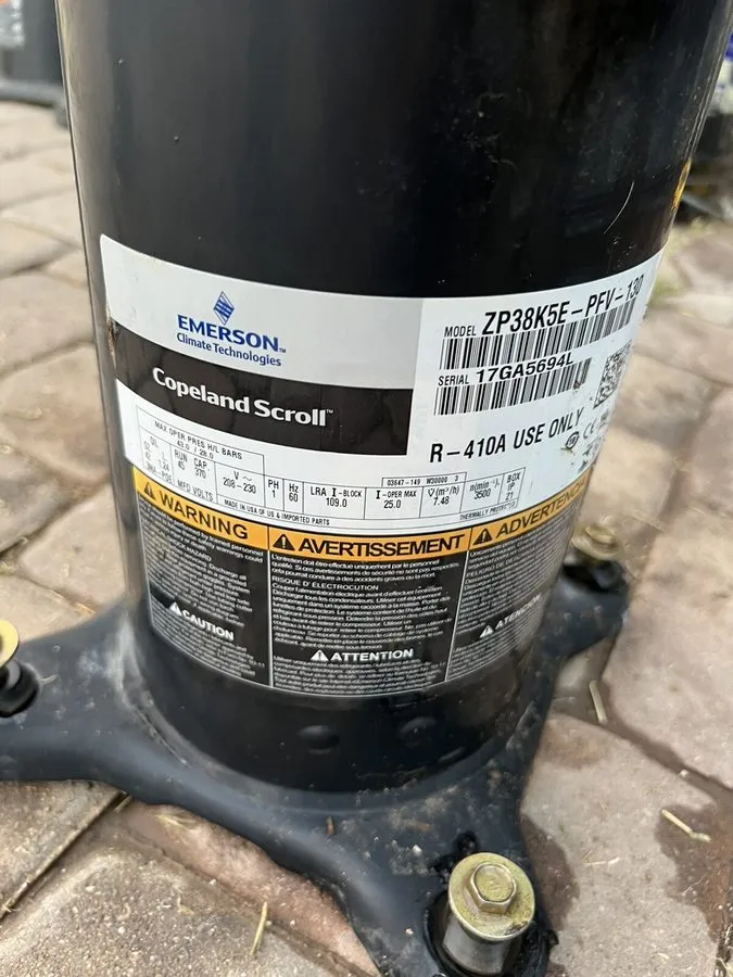 Компрессор COPELAND SCROLL COMPRESSOR model ZP38K5E PFV 130 year 2017- 220v sing