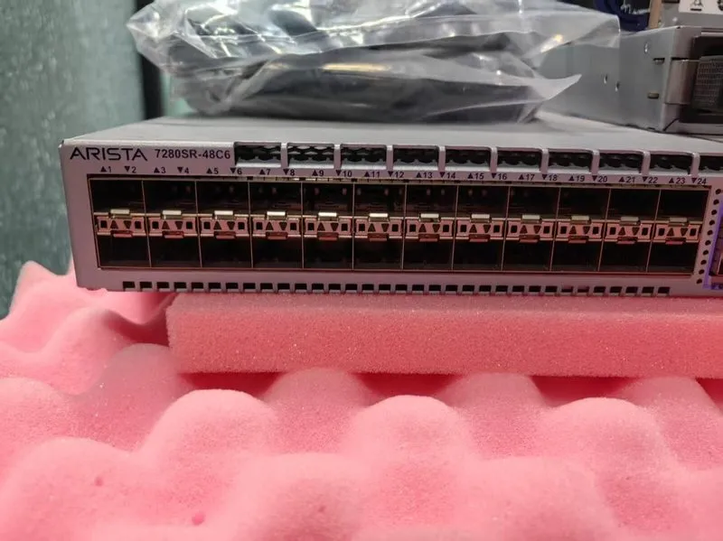 Коммутатор Arista DCS-7280SR-48C6-R 48x SFP+ 10Gb 6x QSFP28 100Gb Ethernet Switc